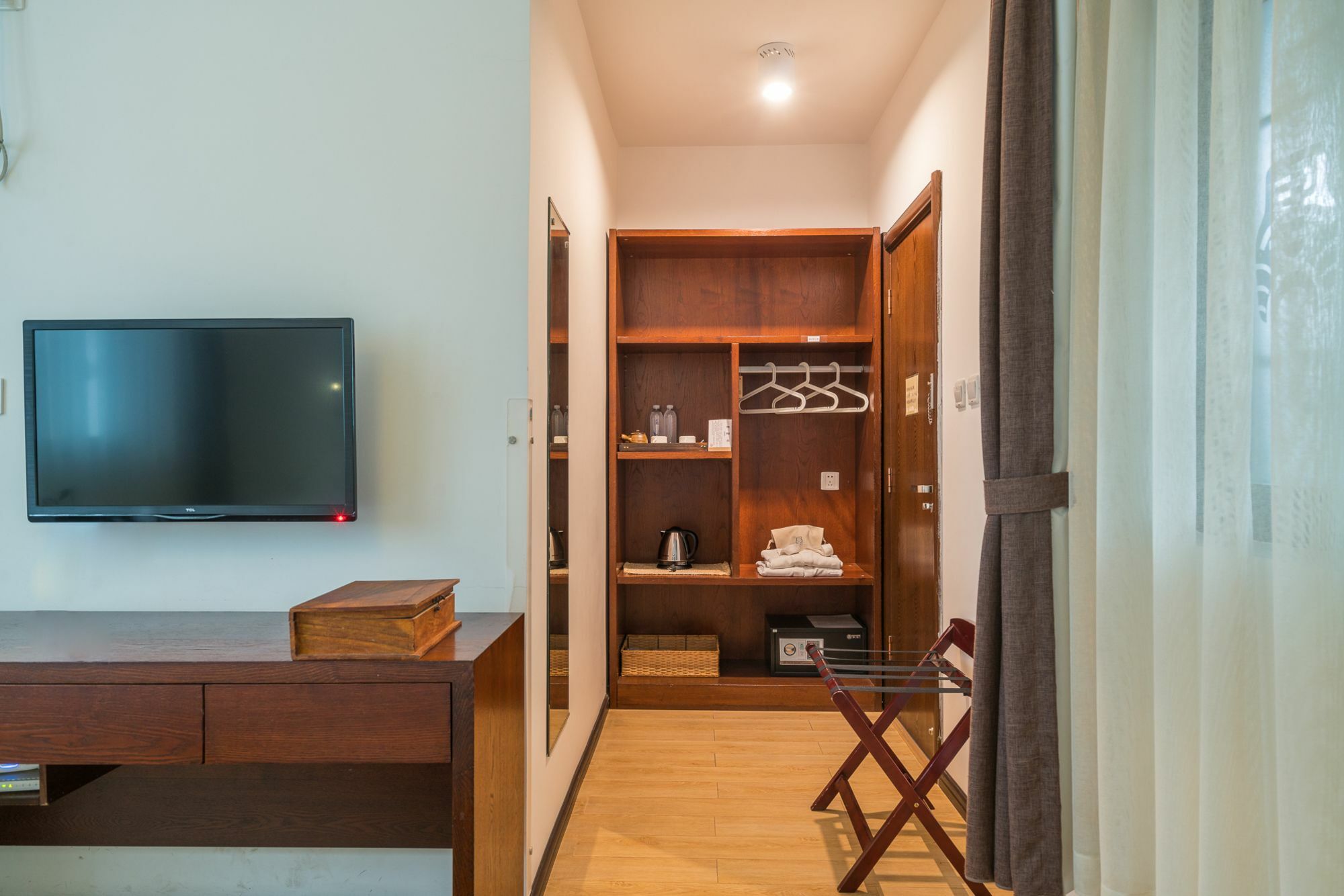 Отель Dali Yanyuan Mountain Retreat Экстерьер фото
